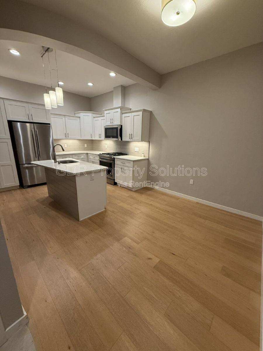 Apartment for rent at 3600 Central Ave SE, Albuquerque, NM 87108