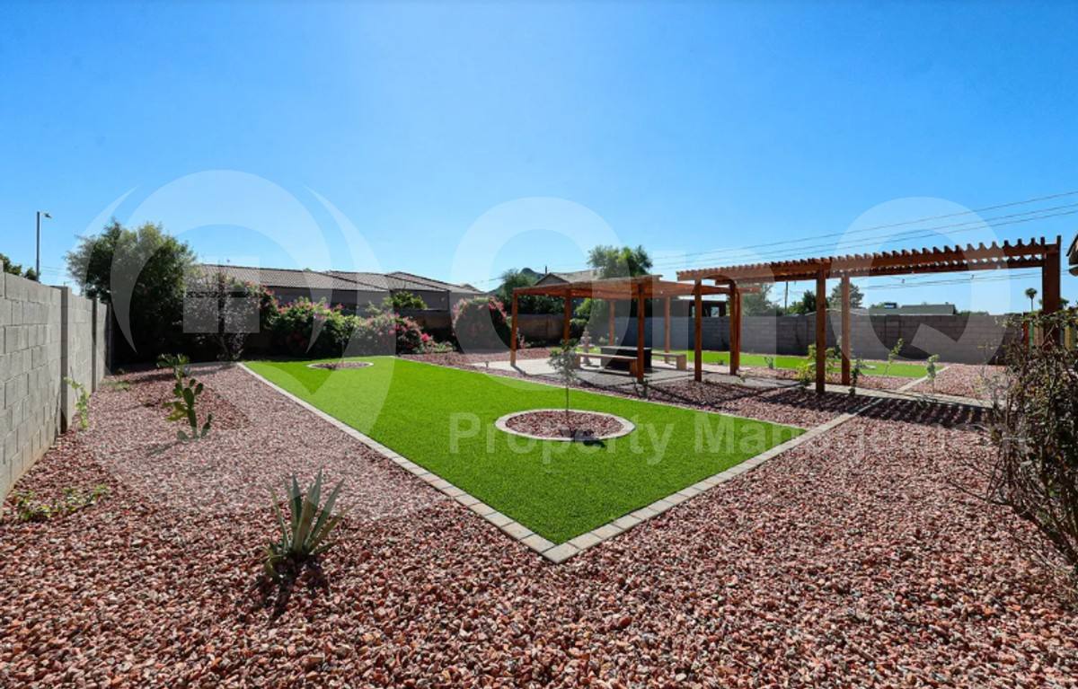 House for rent at 16227 N 21st St, Phoenix, AZ 85022