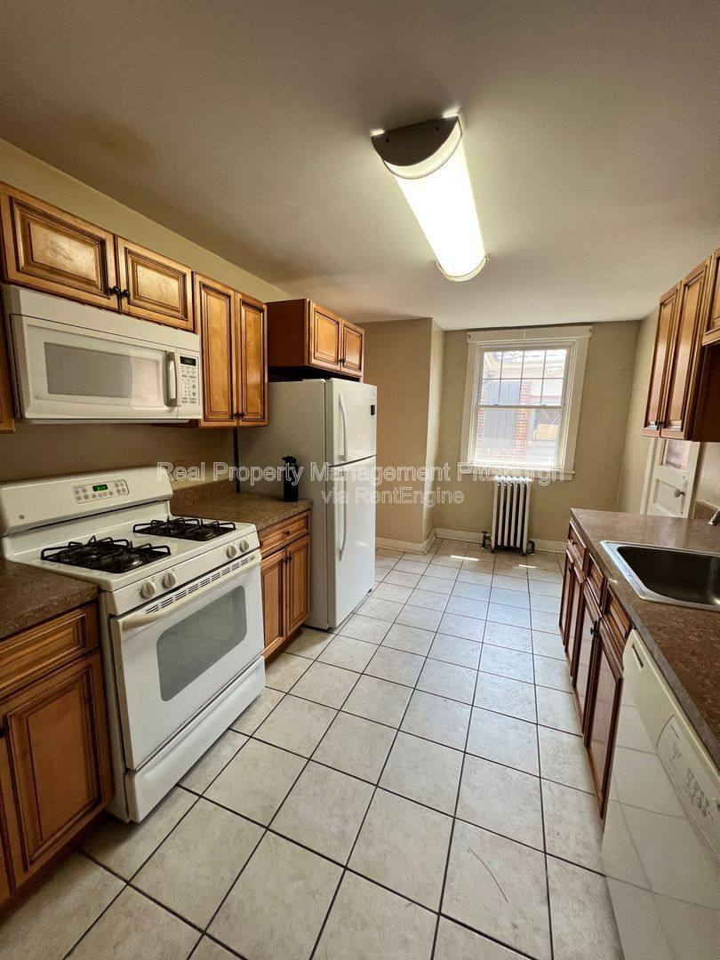 Apartment for rent at 5731 Phillips Ave #2, Pittsburgh, PA 15217