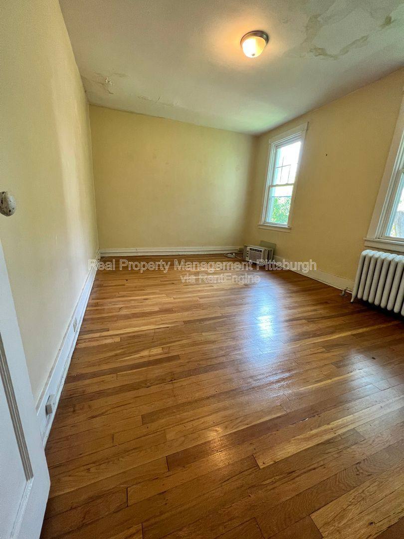 Apartment for rent at 5731 Phillips Ave #2, Pittsburgh, PA 15217