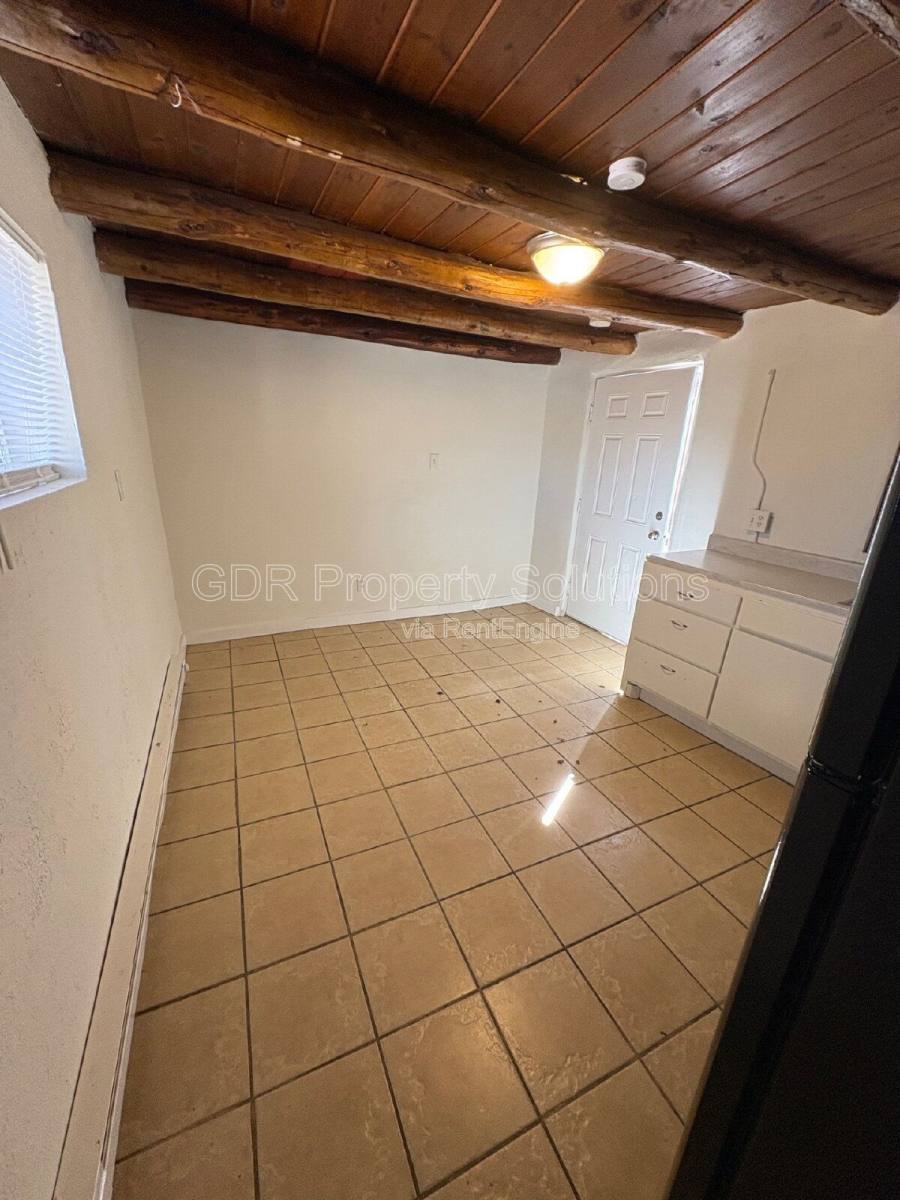 Apartment for rent at 408 Pennsylvania St SE #A, Albuquerque, NM 87108