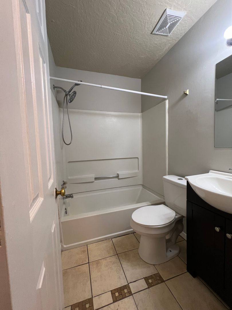 House for rent at 835 Winnetka Ave, Richmond, VA 23227