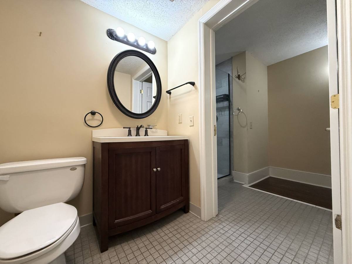 Apartment for rent at 484 1st St #300, Macon, GA 31201