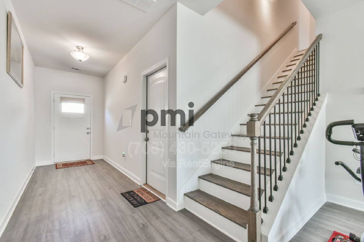 Townhouse for rent at 6306 Pine Ridge Point, Lula, GA 30554