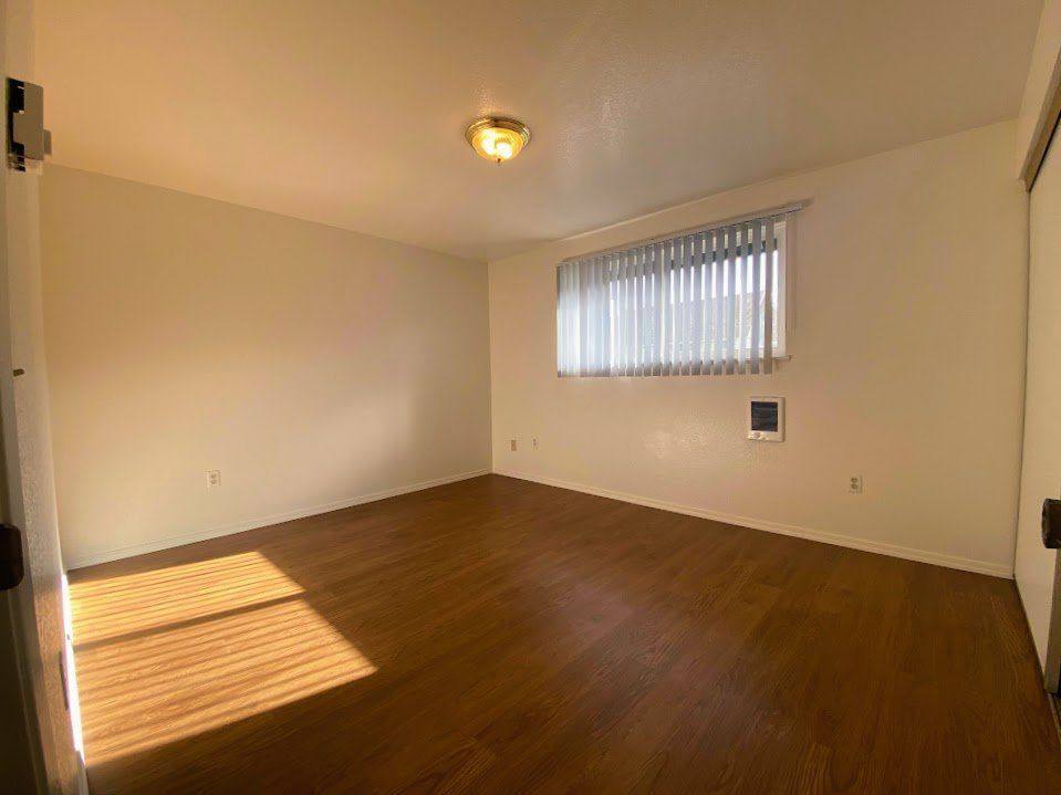 Apartment for rent at 2487 NE Kerr St #12, Roseburg, OR 97470