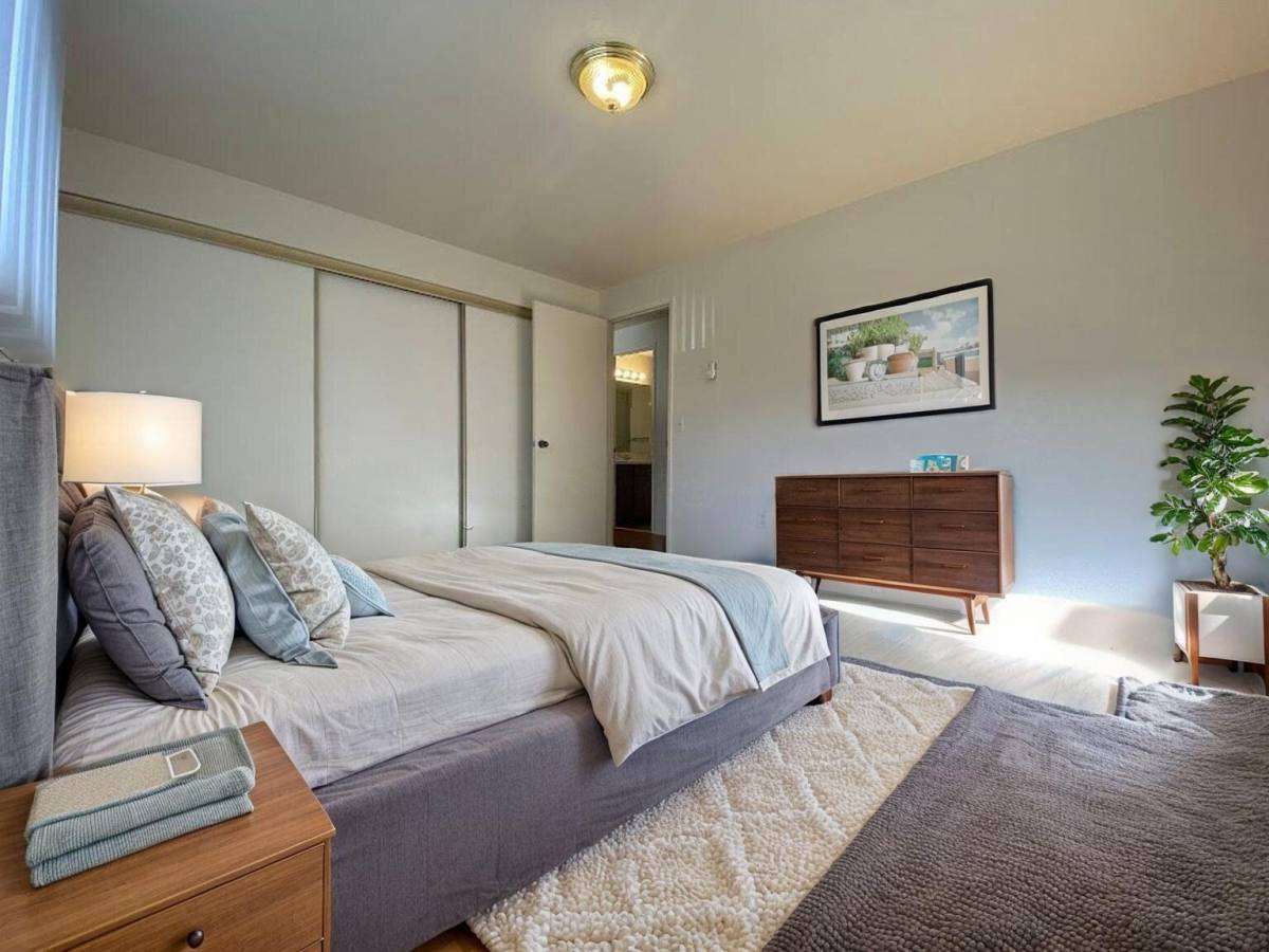 Apartment for rent at 2487 NE Kerr St #12, Roseburg, OR 97470