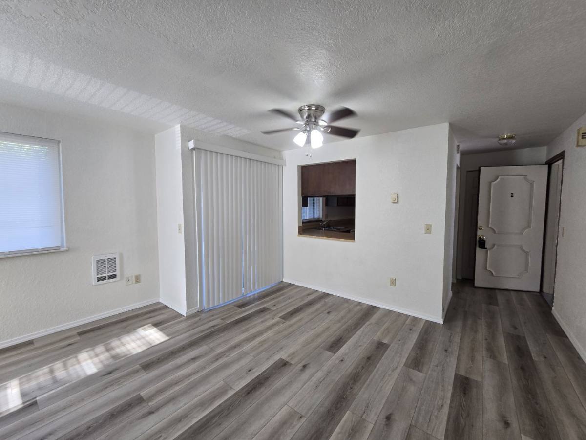 Apartment for rent at 140 NE Atkinson Court #19, Roseburg, OR 97470