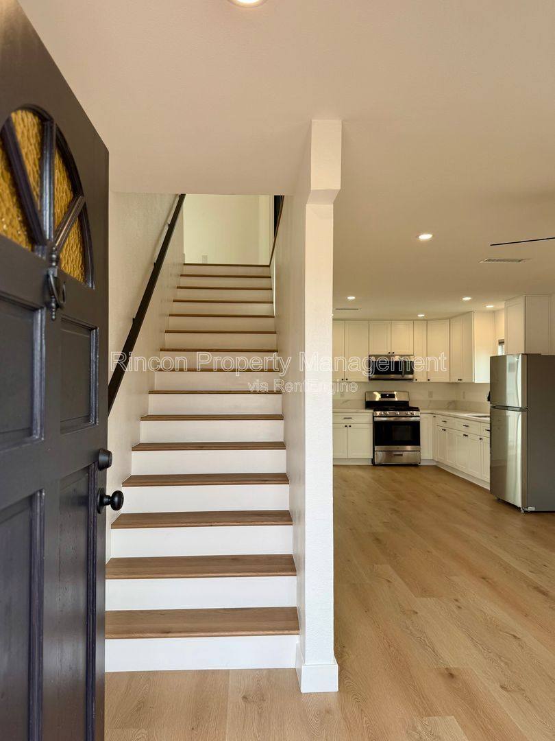 Apartment for rent at 607 Lemon Way #B, Fillmore, CA 93015