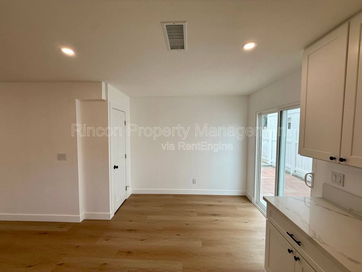 Apartment for rent at 607 Lemon Way #B, Fillmore, CA 93015