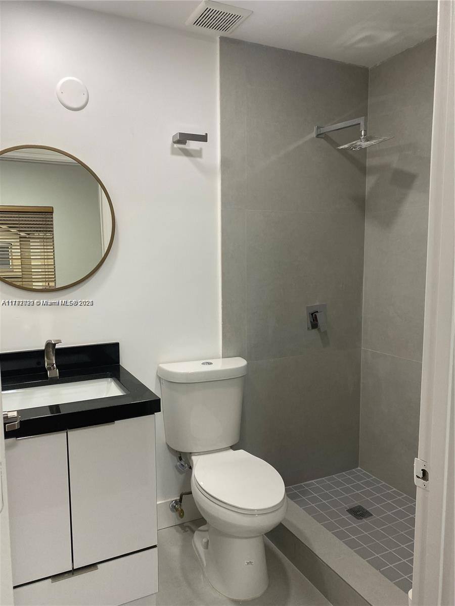 Townhouse for rent at 7991 NW 8th St, Miami, FL 33126