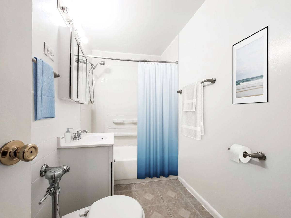 Apartment for rent at 833 W Buena Ave #401, Chicago, IL 60613