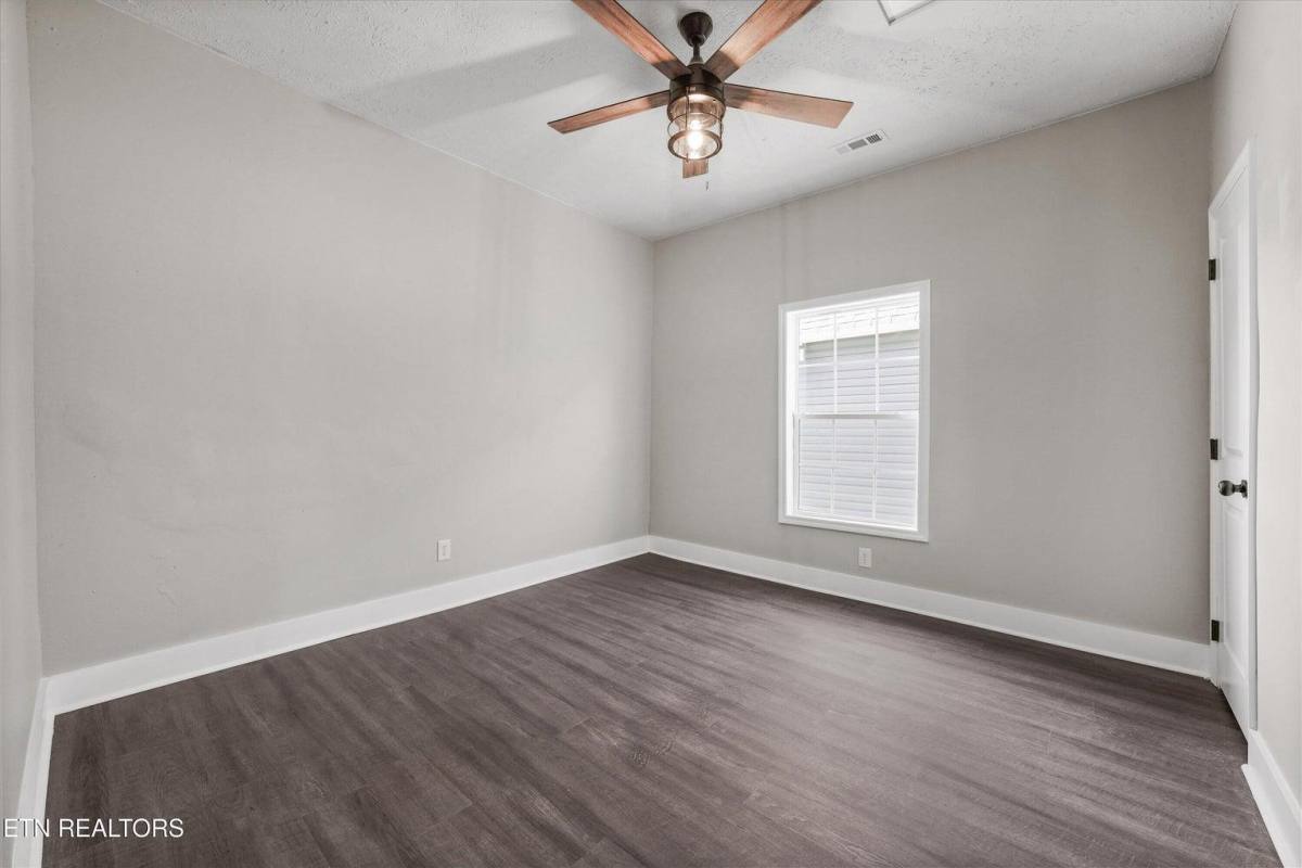 House for rent at 216 Dameron Ave, Knoxville, TN 37917