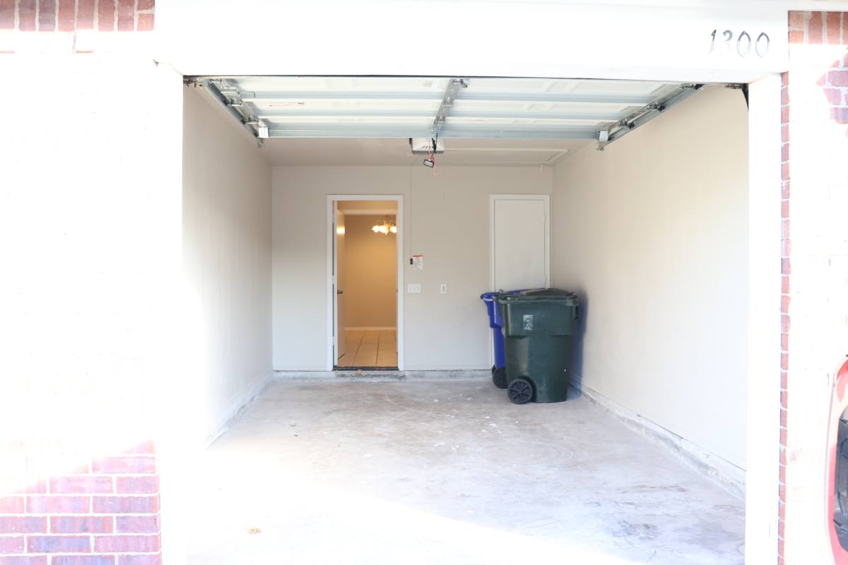 Townhouse for rent at 1217 Eastgate Dr, Norman, OK 73071