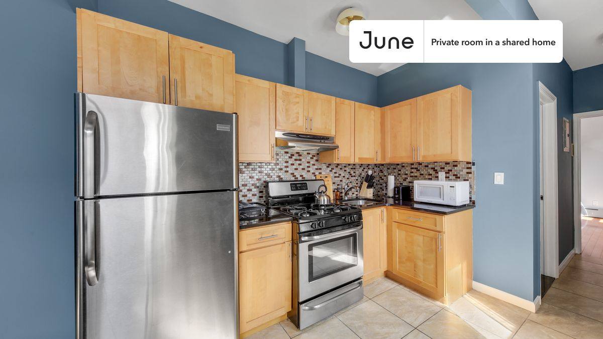 Apartment for rent at 301 E 104th St, New York, NY 10029