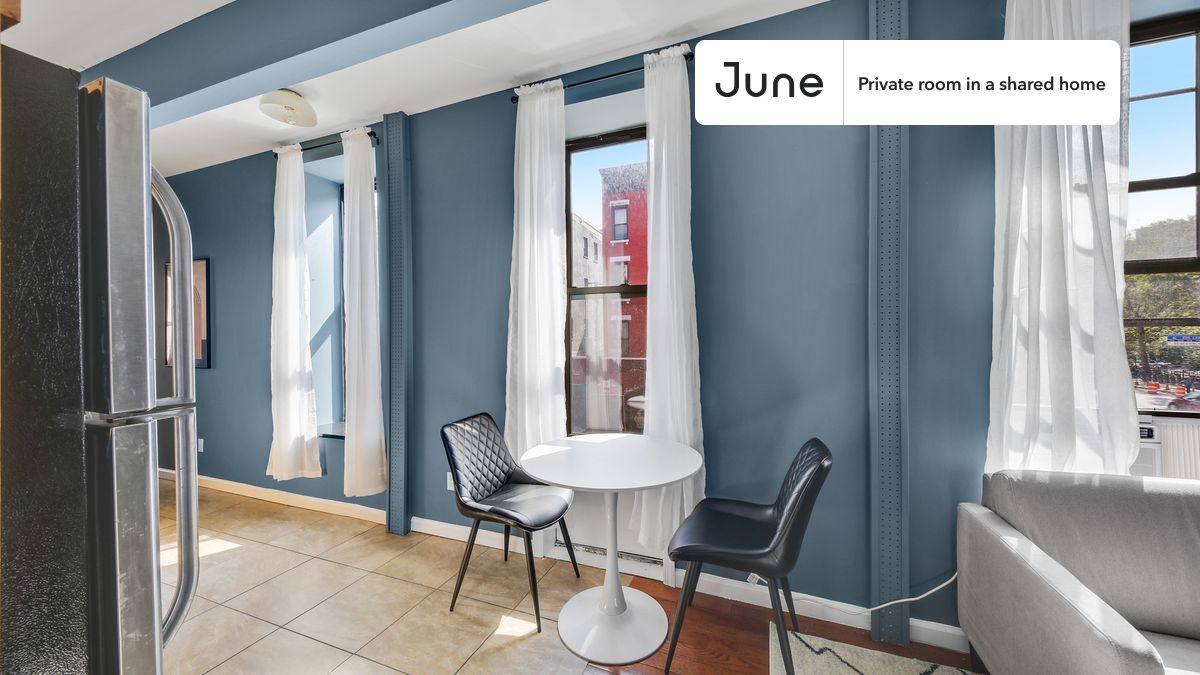 Apartment for rent at 301 E 104th St, New York, NY 10029