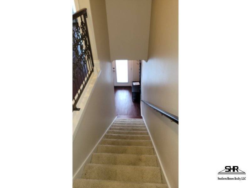 Townhouse for rent at 1010 Hayne St #2, Pensacola, FL 32501