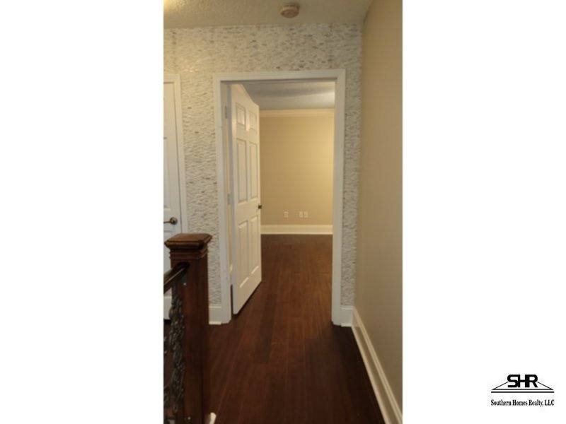 Townhouse for rent at 1010 Hayne St #2, Pensacola, FL 32501