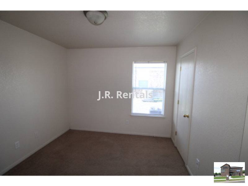 Townhouse for rent at 2915 Sunflower Trail #B, Copperas Cove, TX 76522