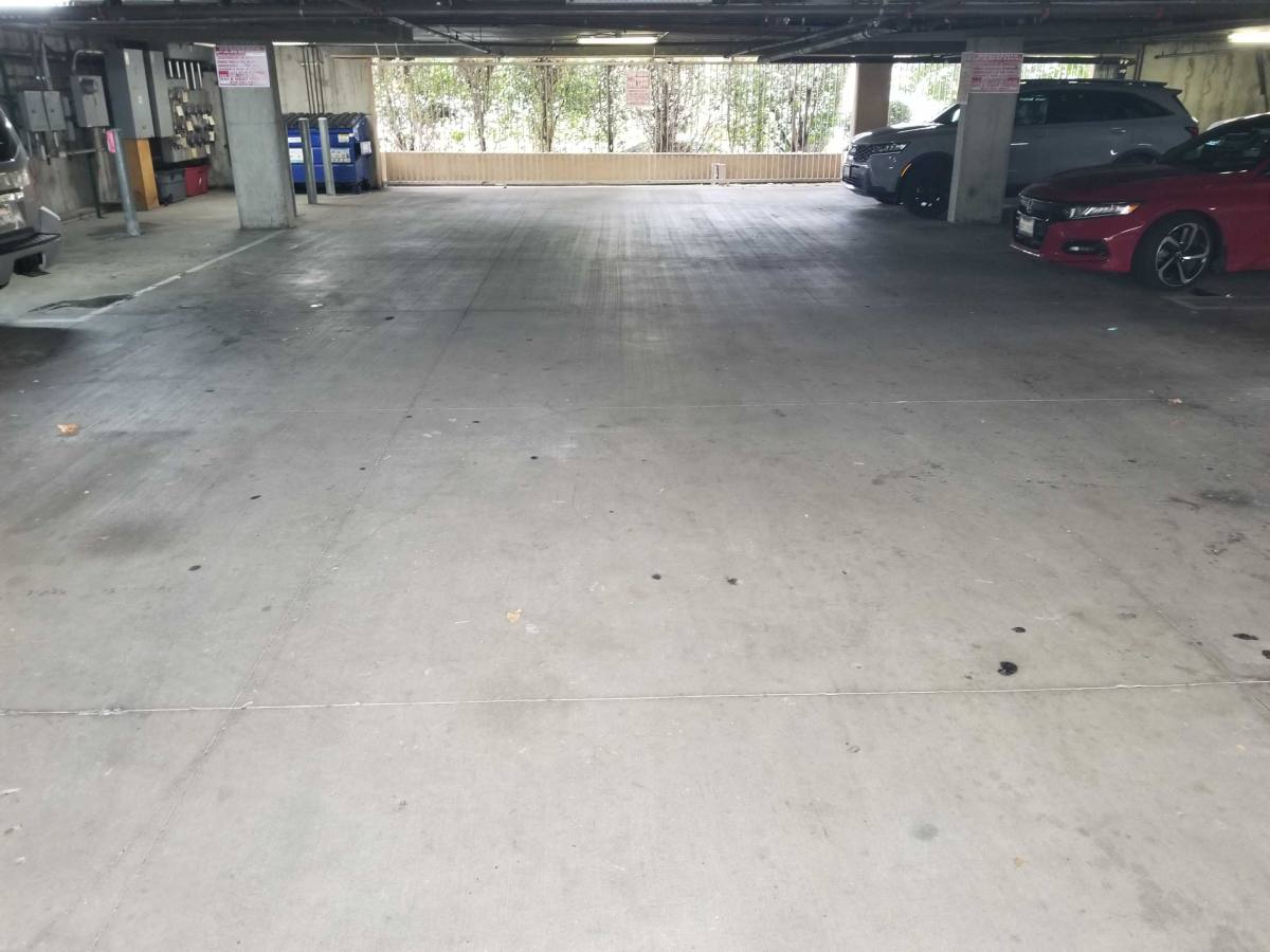 Apartment for rent at 7323 Winnetka Ave #105, Winnetka, CA 91306