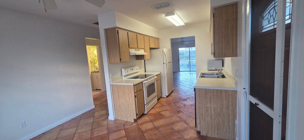 House for rent at 3609 SE 9th Place, Cape Coral, FL 33904