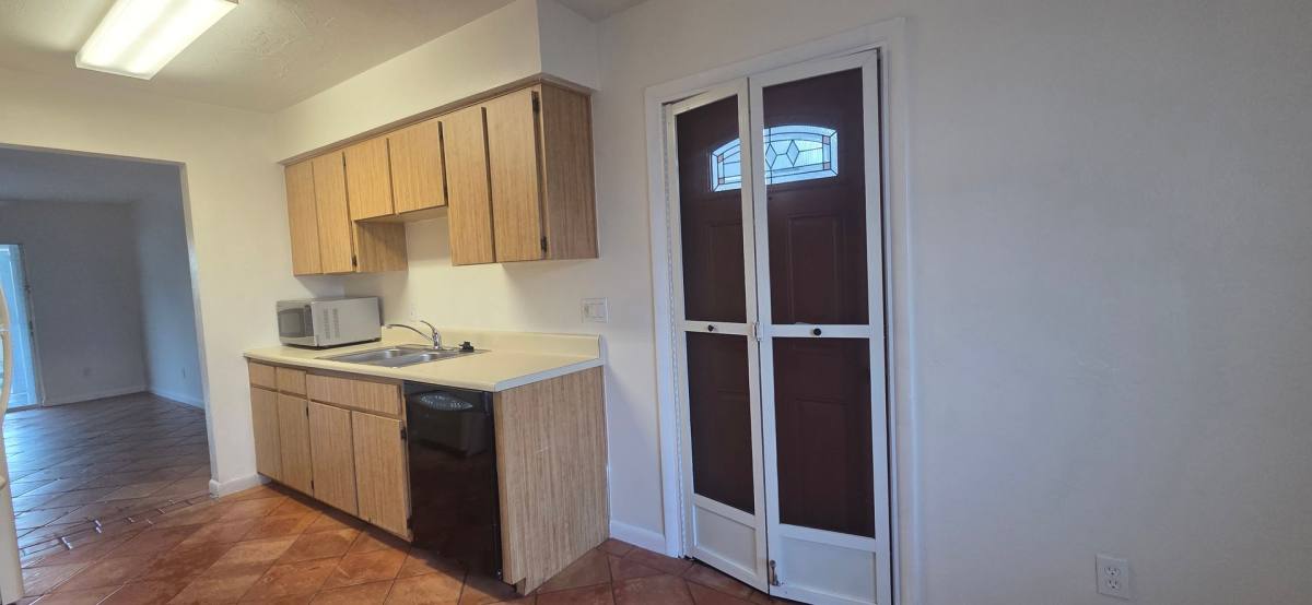 House for rent at 3609 SE 9th Place, Cape Coral, FL 33904