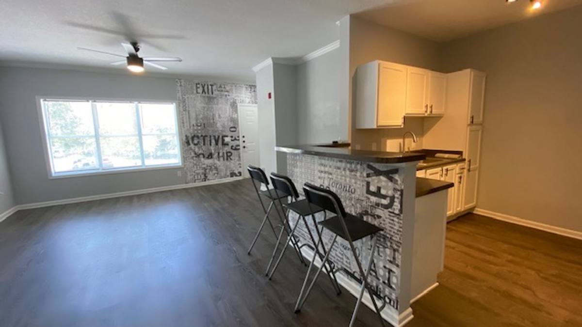 Condo for rent at 4802 51st St W, Bradenton, FL 34210