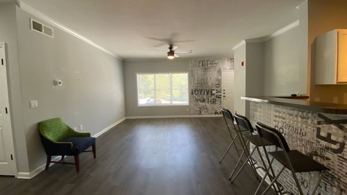 Condo for rent at 4802 51st St W, Bradenton, FL 34210