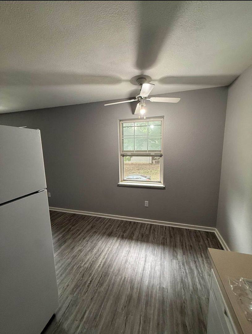 Apartment for rent at 8208 Chas Circle, Liberty, MO 64068