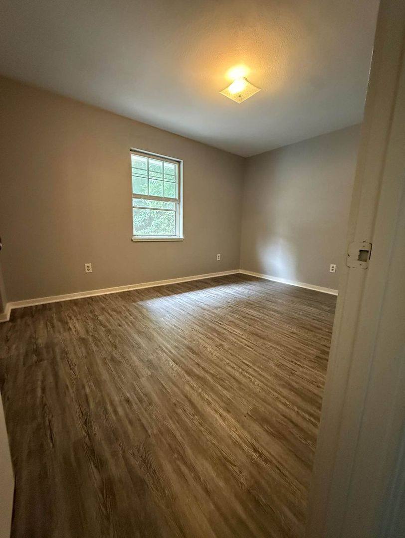 Apartment for rent at 8208 Chas Circle, Liberty, MO 64068