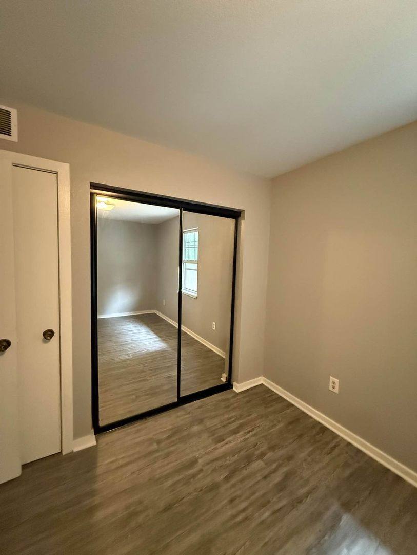 Apartment for rent at 8208 Chas Circle, Liberty, MO 64068