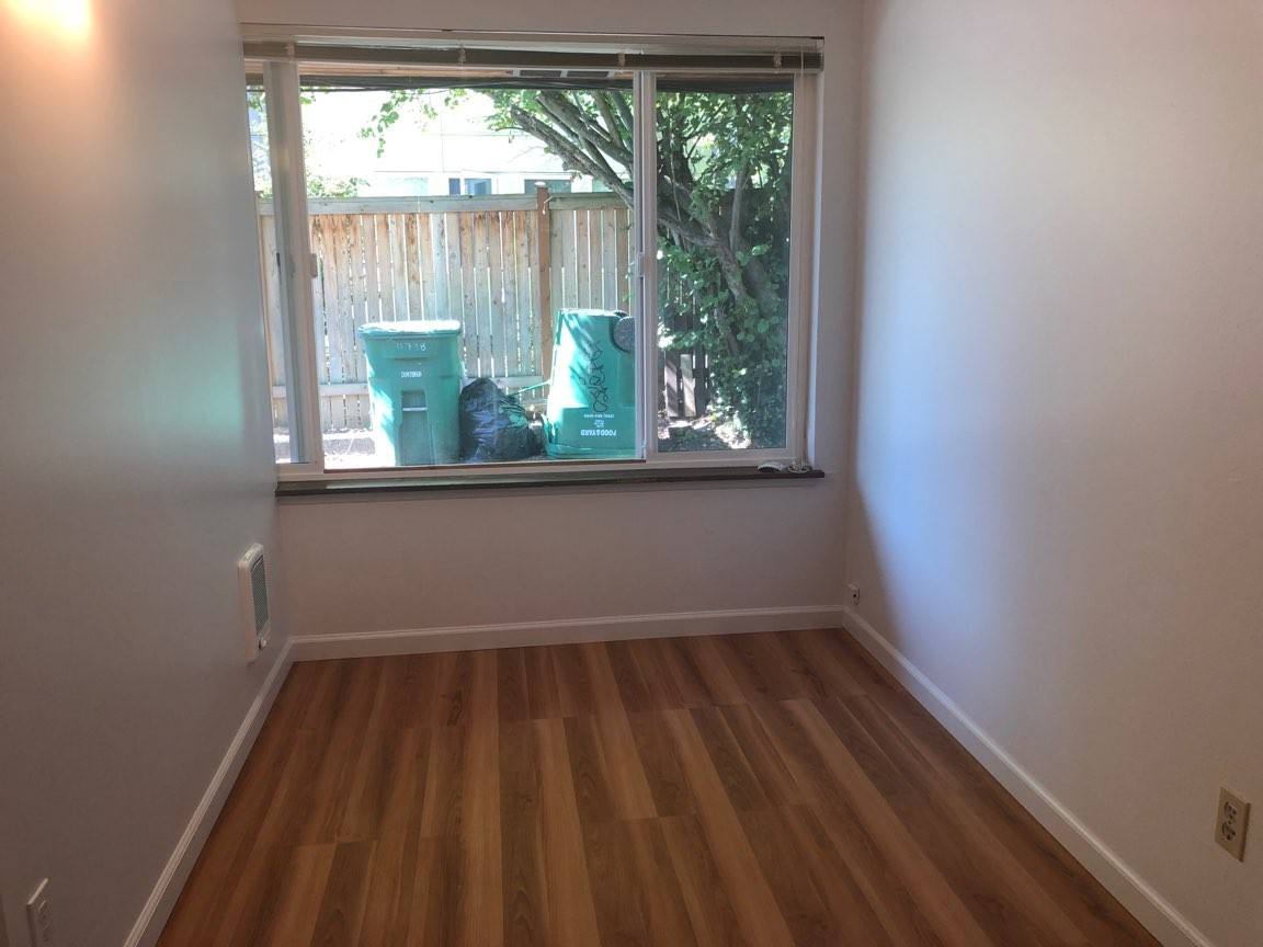 Apartment for rent at 710-7125 NE 43rd St, Seattle, WA 98105