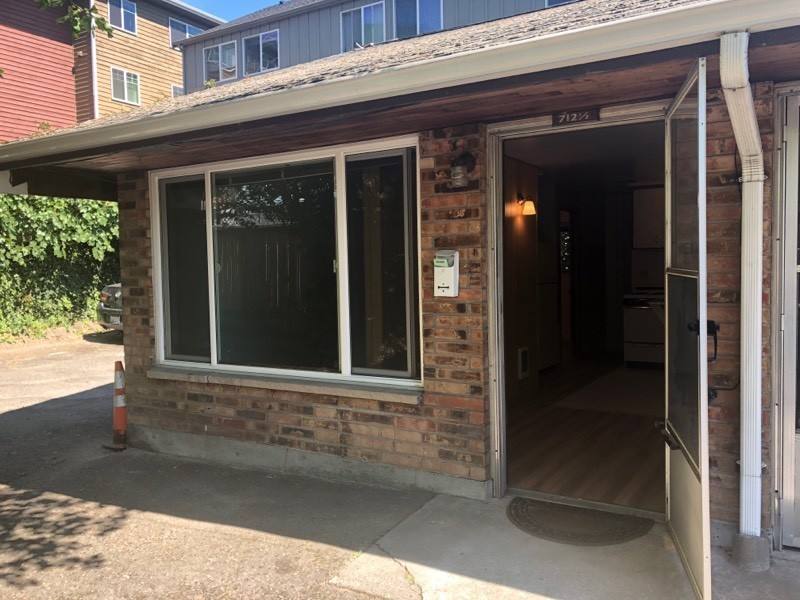 Apartment for rent at 710-7125 NE 43rd St, Seattle, WA 98105