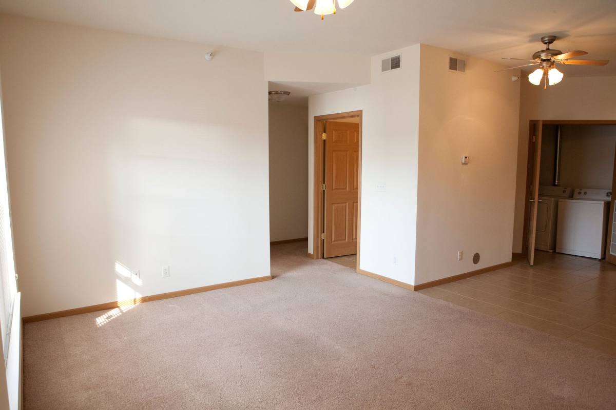 Apartment for rent at 5505 N Frostwood Parkway, Peoria, IL 61615