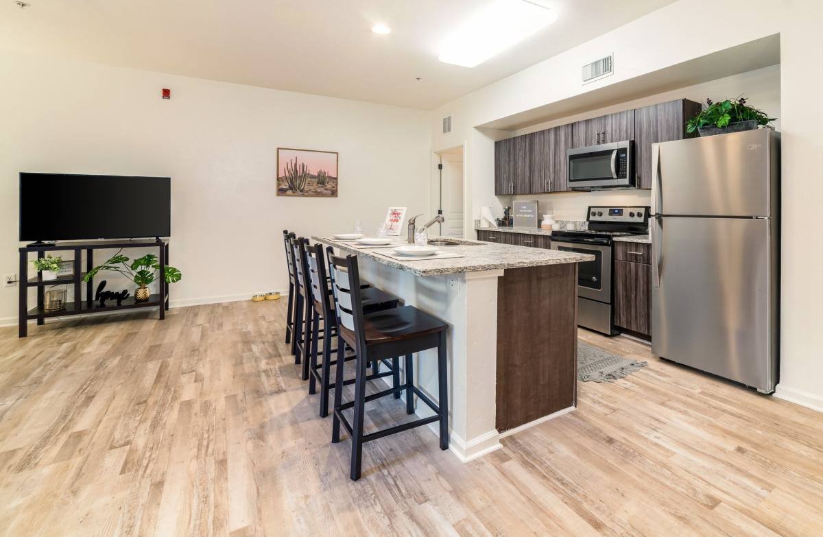 Apartment for rent at 811 E Wetmore Rd, Tucson, AZ 85719