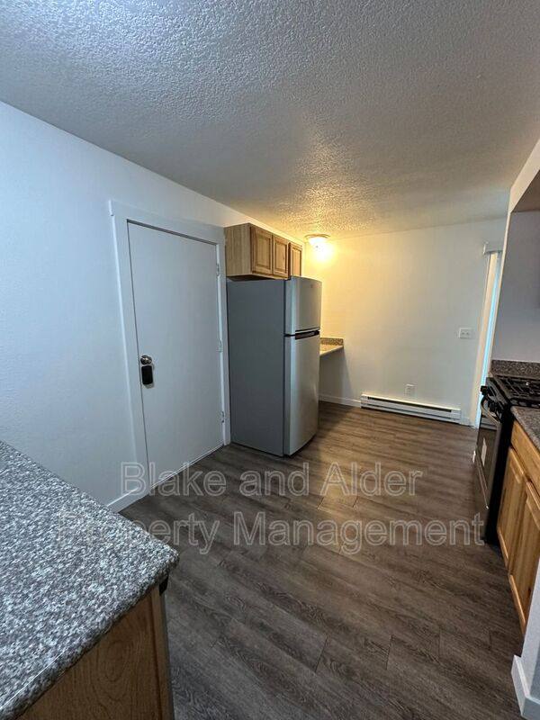 Apartment for rent at 15847 SE Stark St #66, Portland, OR 97233