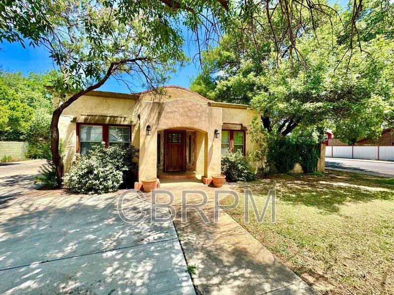 House for rent at 2702 23rd St Front, Lubbock, TX 79410
