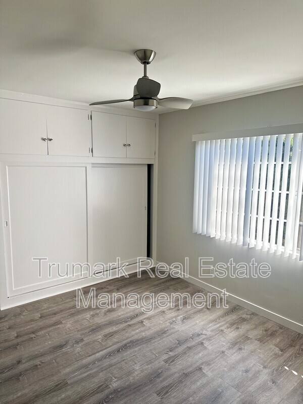 Apartment for rent at 215 W Acacia Ave #6, Glendale, CA 91204