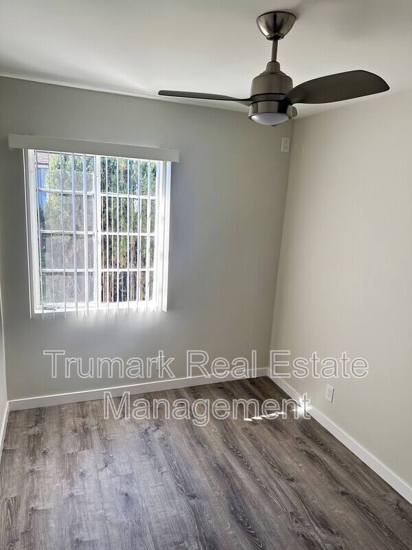 Apartment for rent at 215 W Acacia Ave #6, Glendale, CA 91204
