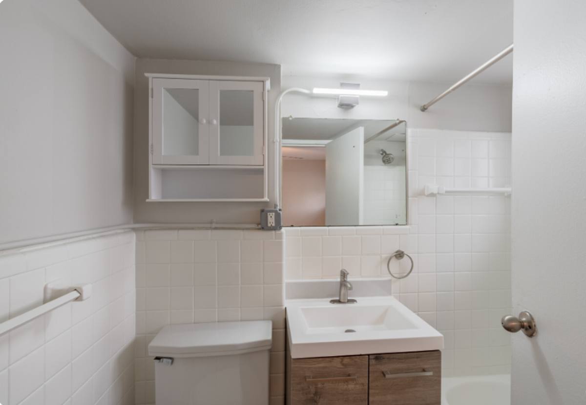 Apartment for rent at 1903 N Main St, Royal Oak, MI 48073
