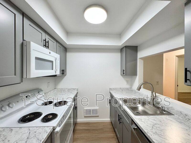 Apartment for rent at 225 164th St SE #203, Bothell, WA 98012