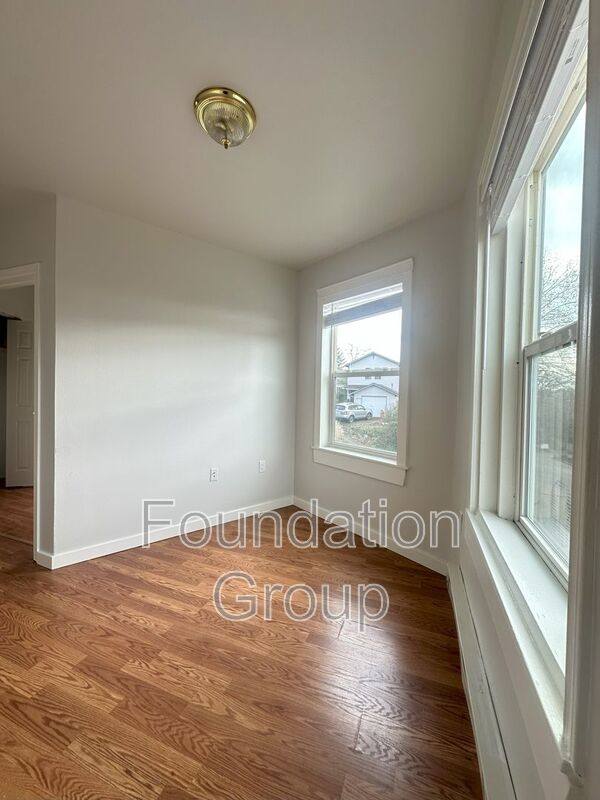 Apartment for rent at 842 Davis Place S #7, Seattle, WA 98144