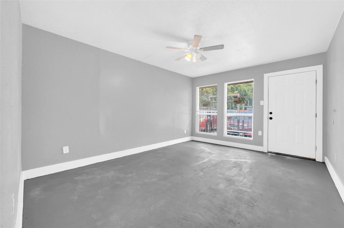 Apartment for rent at 3802 Dabney St #3, Houston, TX 77026