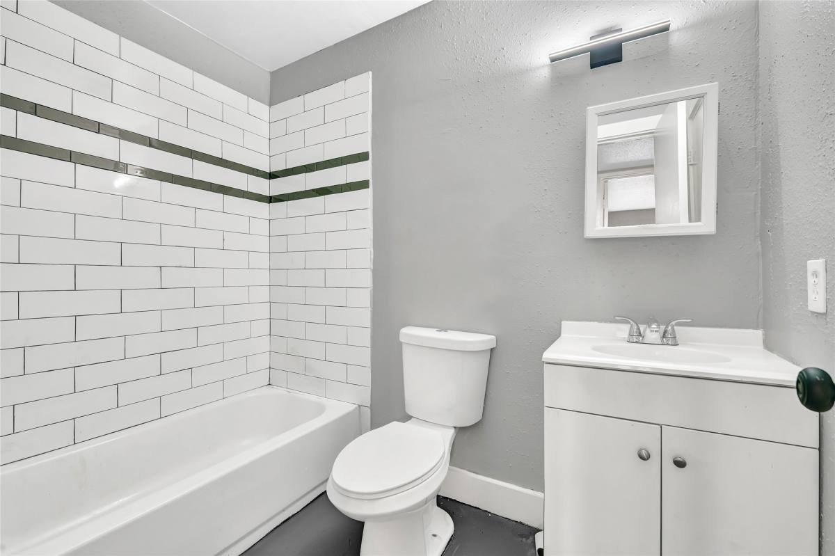 Apartment for rent at 3802 Dabney St #3, Houston, TX 77026