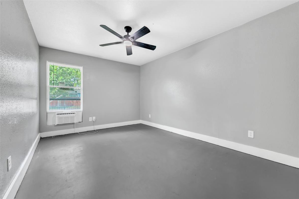Apartment for rent at 3802 Dabney St #3, Houston, TX 77026