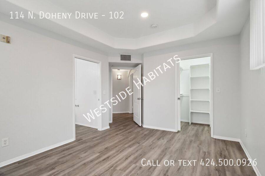 Apartment for rent at 114 N Doheny Dr #102, Los Angeles, CA 90048