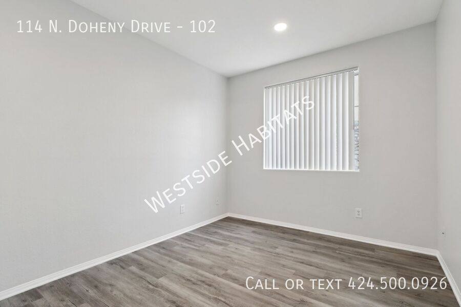 Apartment for rent at 114 N Doheny Dr #102, Los Angeles, CA 90048