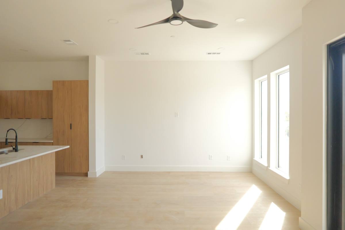 Townhouse for rent at 4200 Munger Ave #1, Dallas, TX 75204