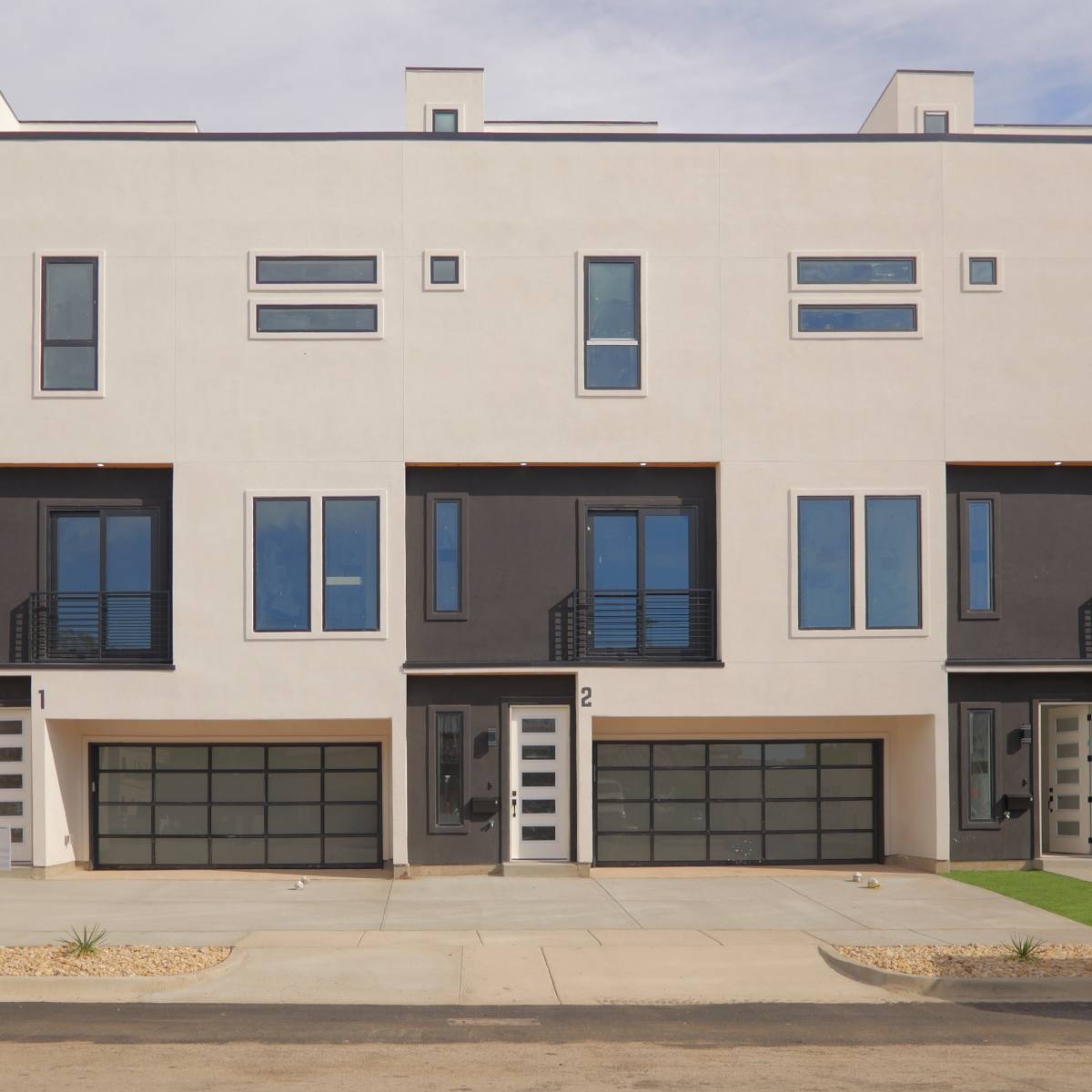 Townhouse for rent at 4200 Munger Ave #1, Dallas, TX 75204