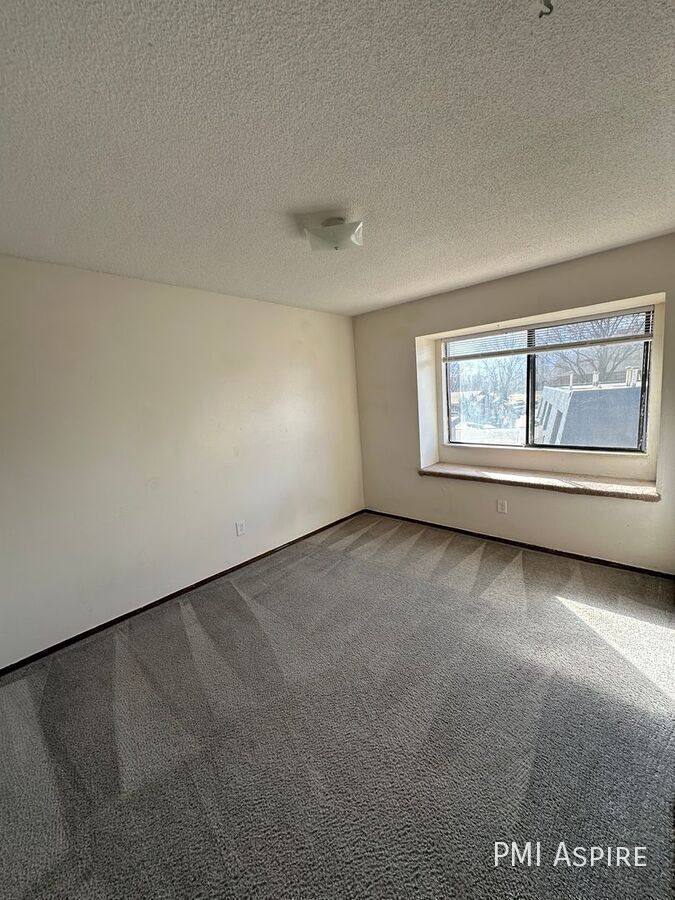Townhouse for rent at 2031 Estes Lane #2, Longmont, CO 80501