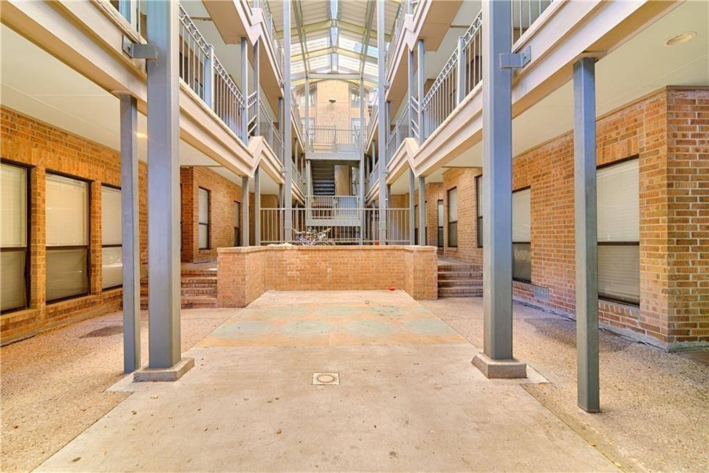 Apartment for rent at 1910 Robbins Place #210, Austin, TX 78705